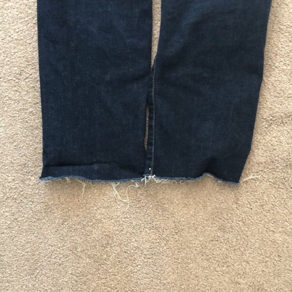 Levi’s Classic Mid Rise Skinny raw hem crops - Picture 4 of 5